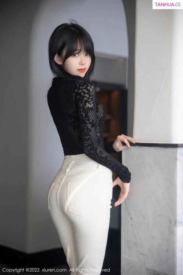 小奶瓶呜呜  [XiuRen]高清写真图 2022.08.04 No.5386 奶瓶第10张图片